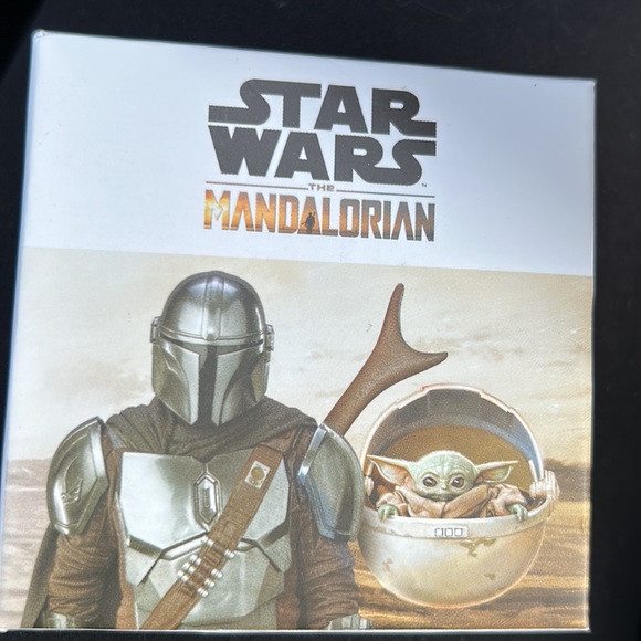 Disney Star Wars necklace - Picture 2 of 2